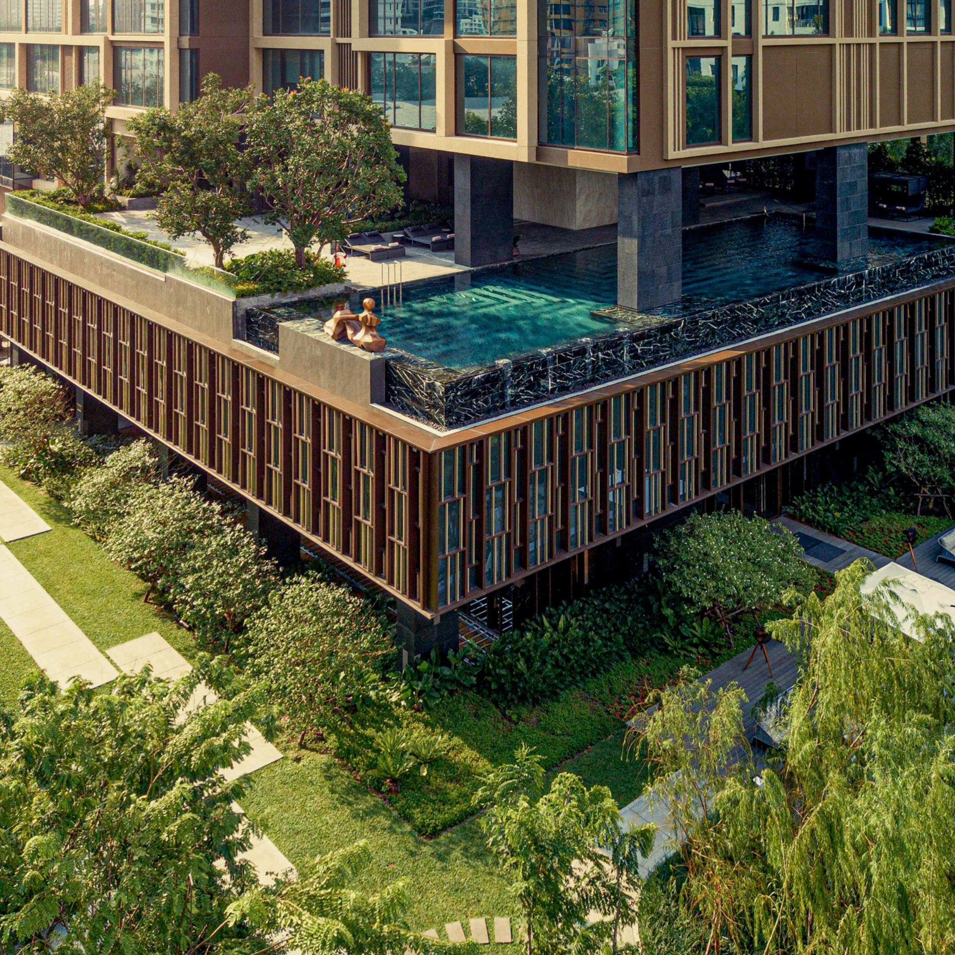 Kimpton Maa-Lai Bangkok, an O'right hotel partner